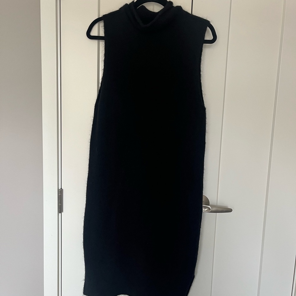 Wilfred Black Sleeveless Mini Dress